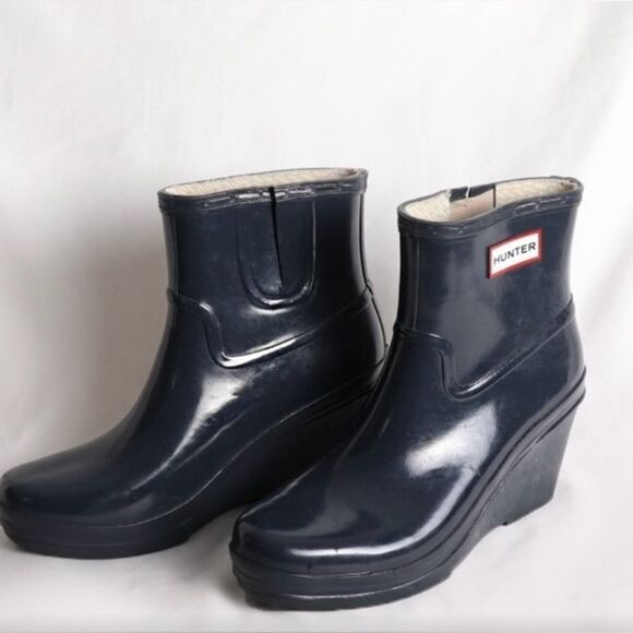 HUNTER Boots Aston Gloss Wedge Ankle Booties Blue Size 8. - Picture 3 of 7